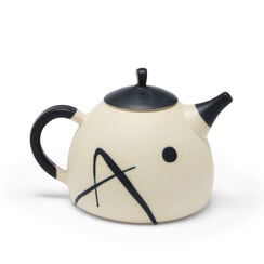 Teapot by Hiroyuki Onuki